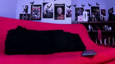 Snapshot of lilith_deveraux_ chatting on 5, 6, 2026 MISTRESS LILITH online show from 5, 6, 2026