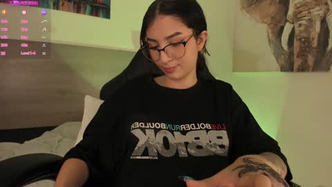 lilith_sage_ online show from 3, 2, 2025