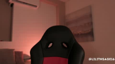 lilith_sage_ online show from 13, 9, 2025