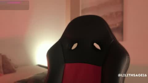 lilith_sage_ online show from 22, 11, 2025