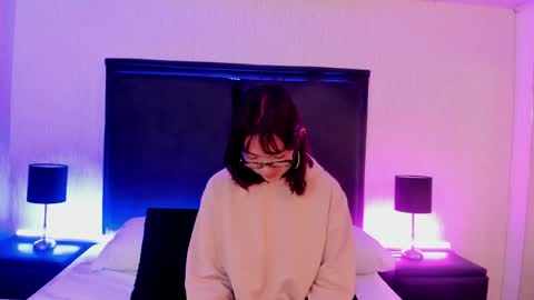 LilithBluum  online show from 21, 4, 2026