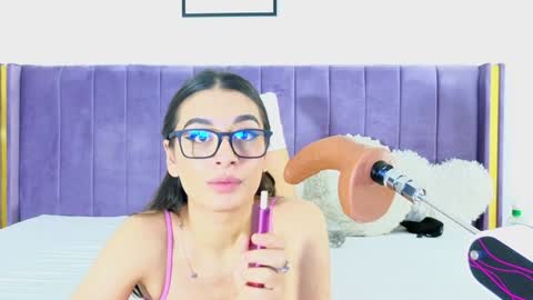 Lily online show from 4, 1, 2025