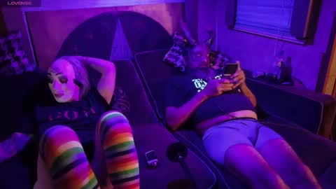 Snapshot of lilithjamiez chatting on 15, 10, 2025 LilithJamiez online show from 15, 10, 2025