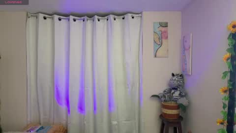 Snapshot of lilithrose_b chatting on 15, 4, 2026 Lele online show from 15, 4, 2026