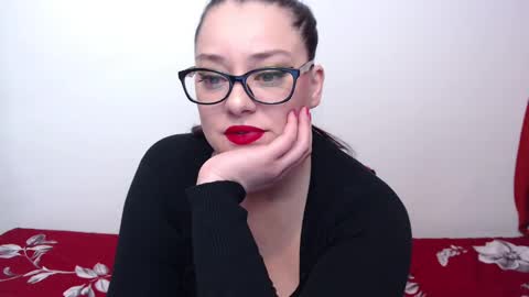 LILITHSERENDIPITY online show from 5, 1, 2025