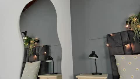 lilithsmith__ online show from 29, 9, 2025