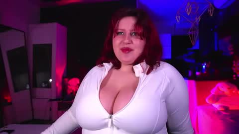 Snapshot of liliya_moon chatting on 15, 1, 2026 Liliya moon online show from 15, 1, 2026