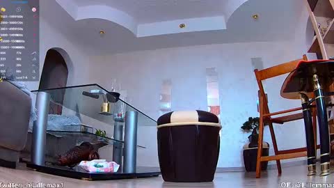 Snapshot of lillemax chatting on 27, 2, 2025 lillemax online show from 27, 2, 2025