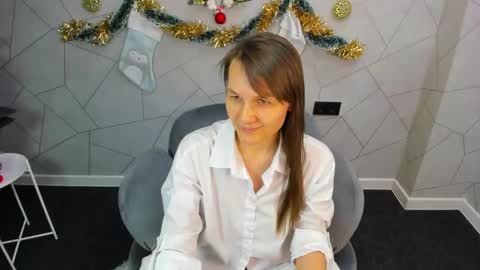 lillian_white1 online show from 10, 1, 2025