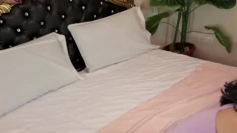 lillianderson -  Next stream start at 0700hs GTM-3 online show from 10, 4, 2026