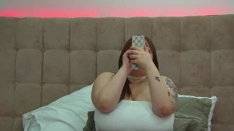 LillianHaig online show from 1, 2, 2025