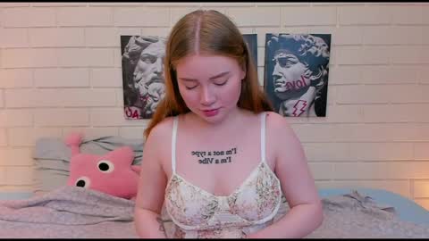 lillie_berry online show from 17, 10, 2025