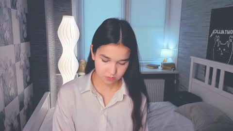 Celina Lillie online show from 15, 3, 2026