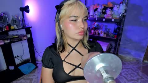 Lilly  online show from 23, 10, 2025