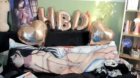 Snapshot of lilly_sweet02 chatting on 16, 12, 2025 lilly_sweet02 online show from 16, 12, 2025