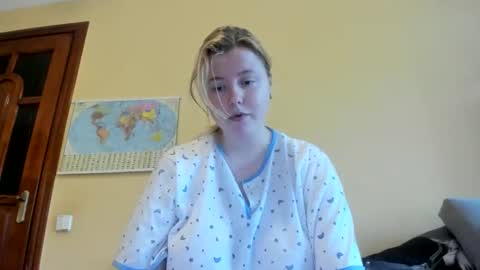 Snapshot of lillydepp chatting on 22, 10, 2025 Lilly Depp online show from 22, 10, 2025