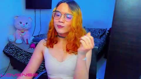 Lilly3 online show from 11, 11, 2025