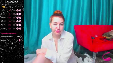 lillylover_ online show from 10, 10, 2025
