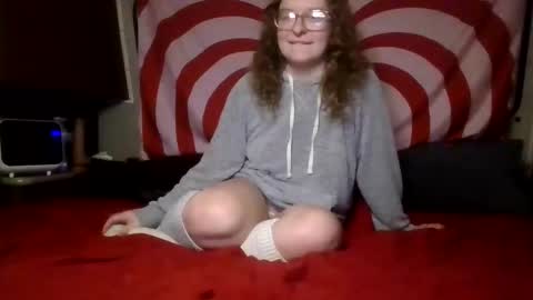 Snapshot of lilpies chatting on 9, 1, 2025 LilPies online show from 9, 1, 2025