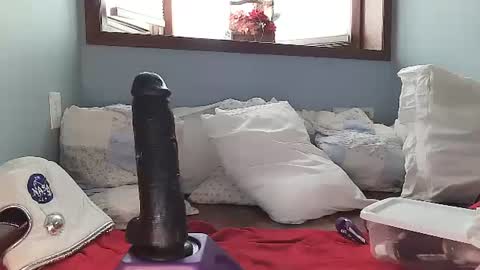 Lilrosiedoll online show from 11, 12, 2024