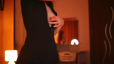 Snapshot of liltightbabe chatting on 18, 4, 2026 liltightbabe online show from 18, 4, 2026