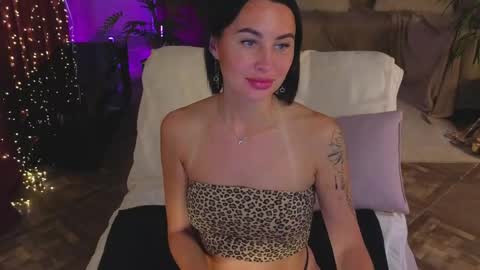 Snapshot of lilu5107 chatting on 7, 5, 2026 Lilu online show from 7, 5, 2026