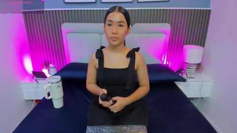 Snapshot of lily__star chatting on 9, 10, 2025 lily online show from 9, 10, 2025