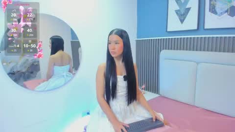 Snapshot of lily__star chatting on 29, 4, 2026 lily online show from 29, 4, 2026