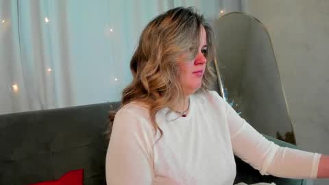 Lily online show from 19, 5, 2026