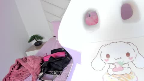   online show from 12, 3, 2025