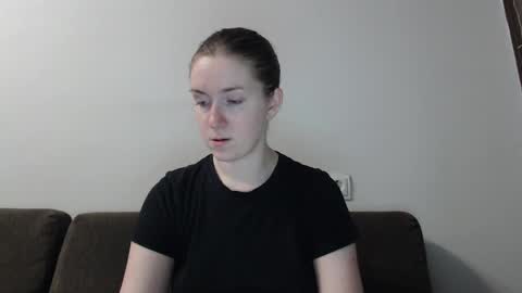 lily_love_x online show from 2, 2, 2025