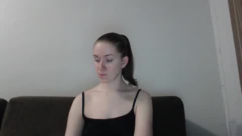 lily_love_x online show from 22, 10, 2025