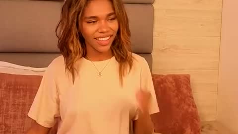 Snapshot of lily_miiller chatting on 27, 10, 2025 Lily Miiller online show from 27, 10, 2025