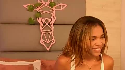 Snapshot of lily_miiller chatting on 28, 10, 2025 Lily Miiller online show from 28, 10, 2025