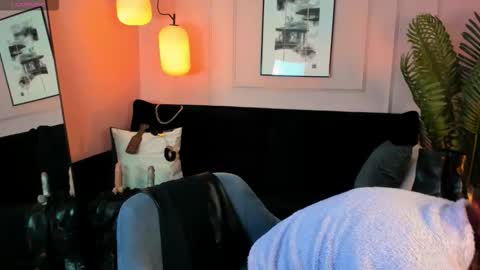 Snapshot of lily_moonlight chatting on 15, 11, 2025 Lily online show from 15, 11, 2025