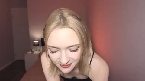 Lily online show from 3, 3, 2026