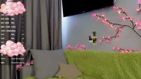 Lily online show from 27, 6, 2026
