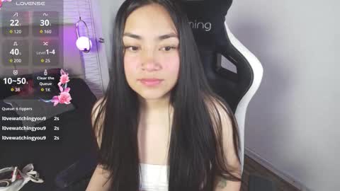 lily_waist online show from 12, 11, 2025