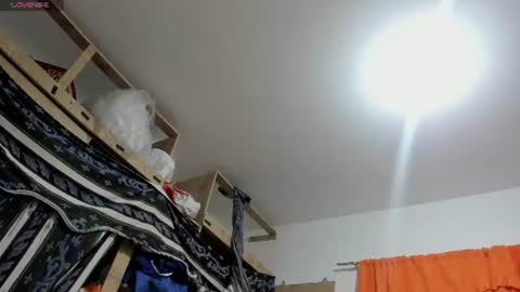 Lily online show from 6, 7, 2026