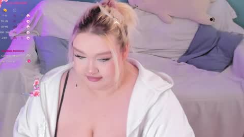 Lily online show from 19, 2, 2025