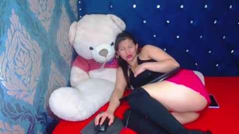 Lily online show from 17, 2, 2025