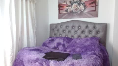 lilyfox23 online show from 26, 2, 2025