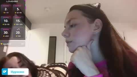 Lily Grace online show from 19, 9, 2025