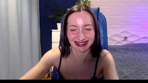 Lily online show from 7, 11, 2025