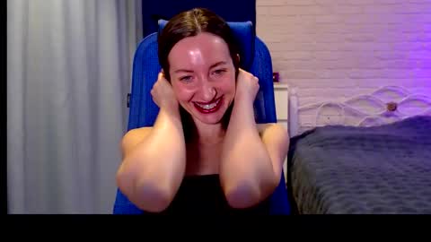 Lily online show from 23, 11, 2025