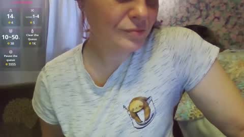 lilypad1981 online show from 4, 2, 2025