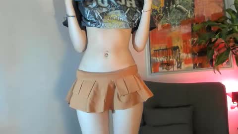 lilyskinny27 online show from 23, 12, 2025