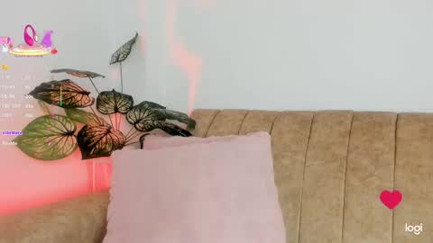 Snapshot of lilysoto chatting on 13, 10, 2025 Lily online show from 13, 10, 2025