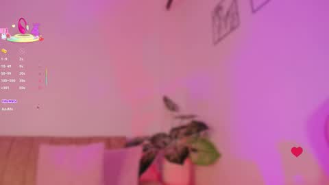 Snapshot of lilysoto chatting on 28, 10, 2025 Lily online show from 28, 10, 2025