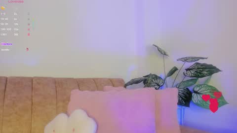 Snapshot of lilysoto chatting on 25, 11, 2025 Lily online show from 25, 11, 2025